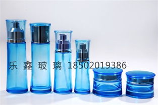 廣州樂(lè)鑫玻璃制品廠 專(zhuān)業(yè)供應(yīng)各類(lèi)化妝品玻璃瓶，定制韓國(guó)高檔套裝